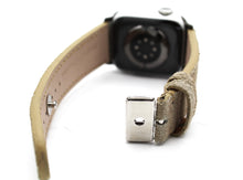 Load image into Gallery viewer, Cinturino in Vero Camoscio per Apple Watch
