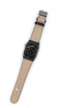Load image into Gallery viewer, CINTURINO IN CANGURO PER APPLE WATCH
